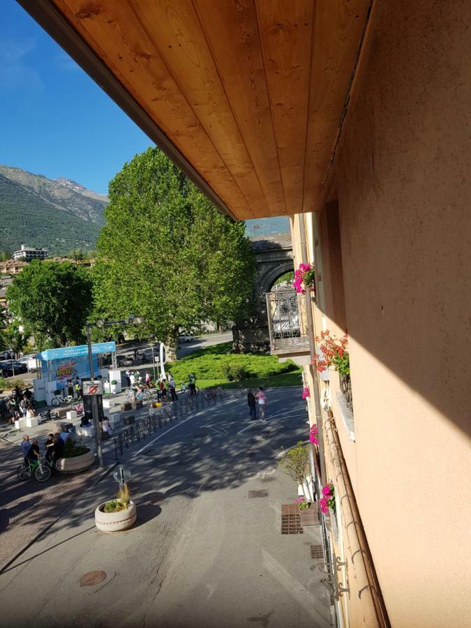 Au Coeur Du Bourg Cir Vda Lt 0348